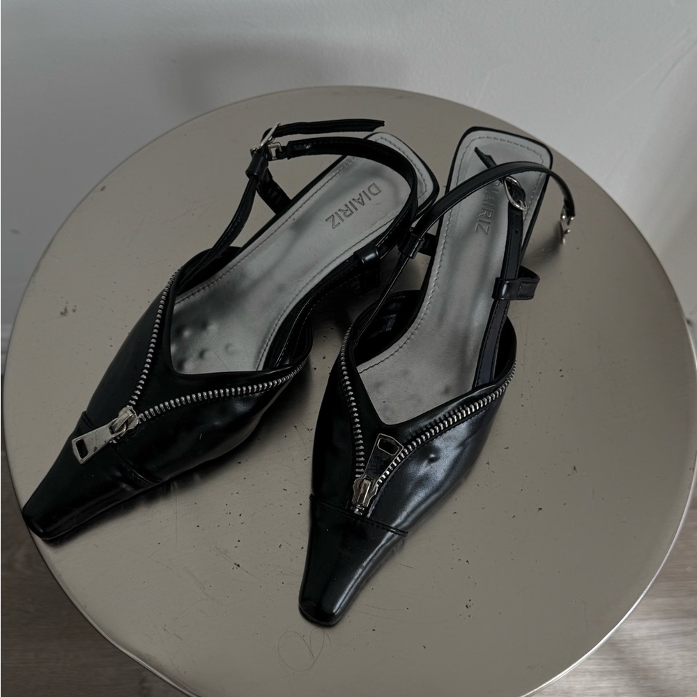 Black Women's Zippered Flats - Picture 2 of 5